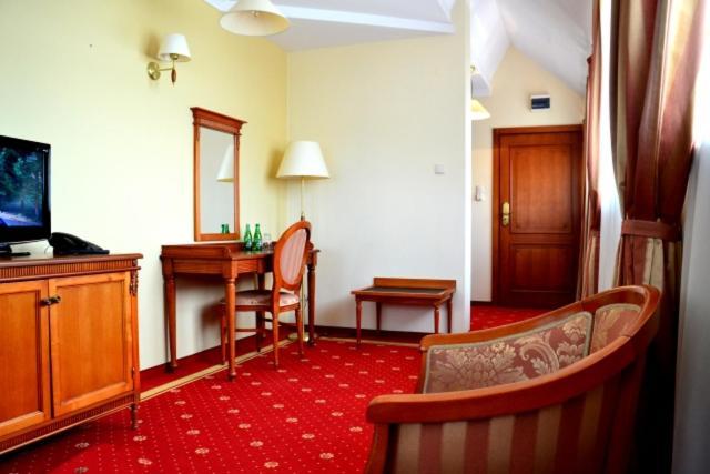 Hotel Stodolka Cminsk Ngoại thất bức ảnh