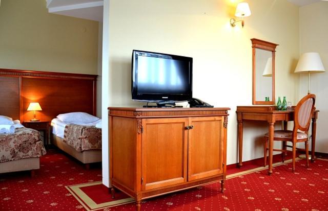 Hotel Stodolka Cminsk Ngoại thất bức ảnh