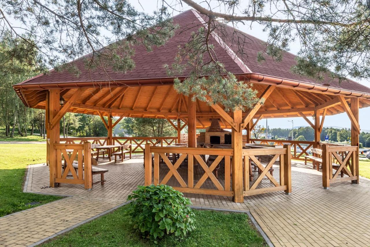 Hotel Stodolka Cminsk Ngoại thất bức ảnh
